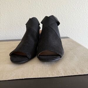 Elegant Black Women's Shoes